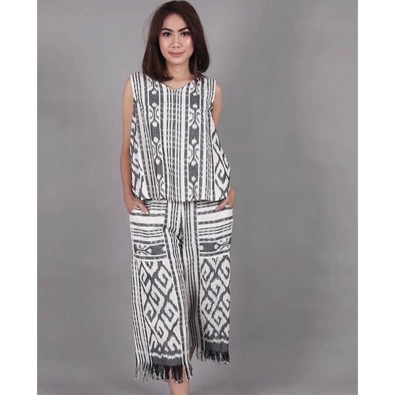 One Set Setelan Singlet Wanita Tenun Terbaru Baju Singlet dan Celana 7/8 rumbai Etnik Baju Set Etnik