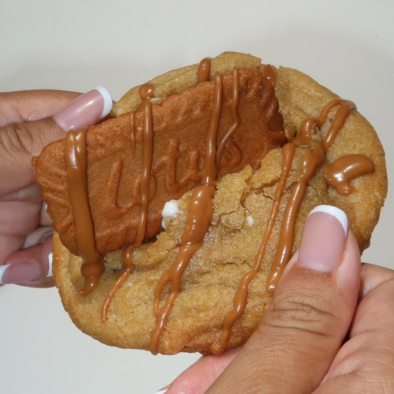 

Chewy’s LOTUS COOKIE