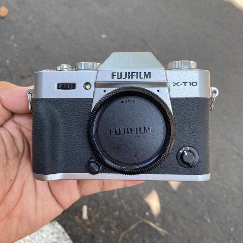 FUJIFILM X-T10 BODY ONLY - kamera Mirrorless Fujifilm XT10 Body Only ( second )