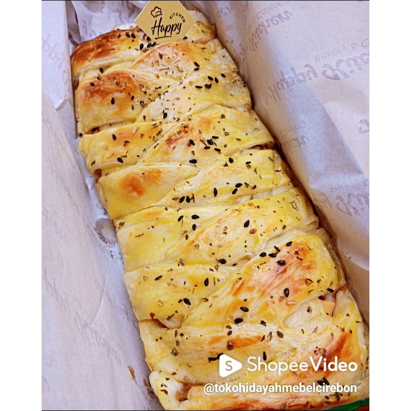 

Braided Pizza Double Mozarela