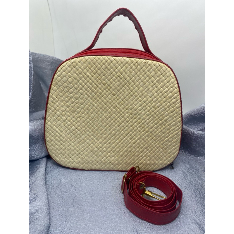 TAS BALI UNIK MERAH