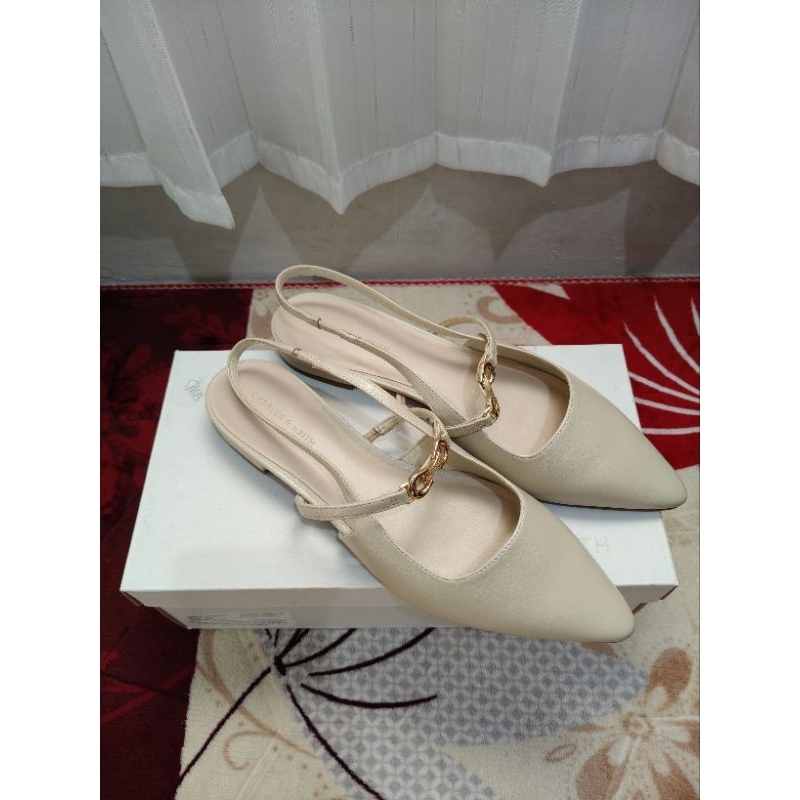 Prelov Sendal Charles & keith original