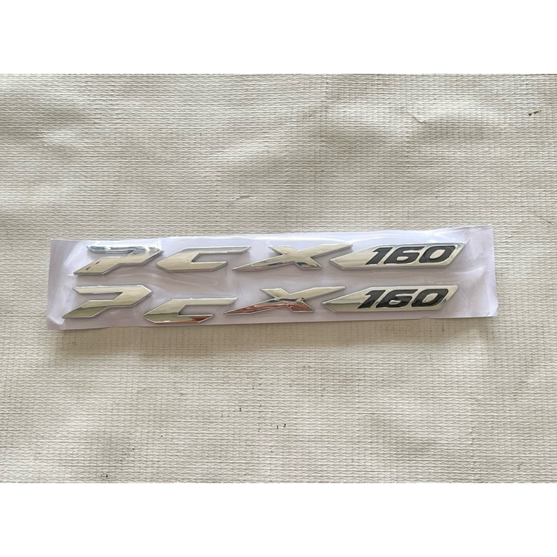 EMBLEM PCX 160 SILVER & GOLD