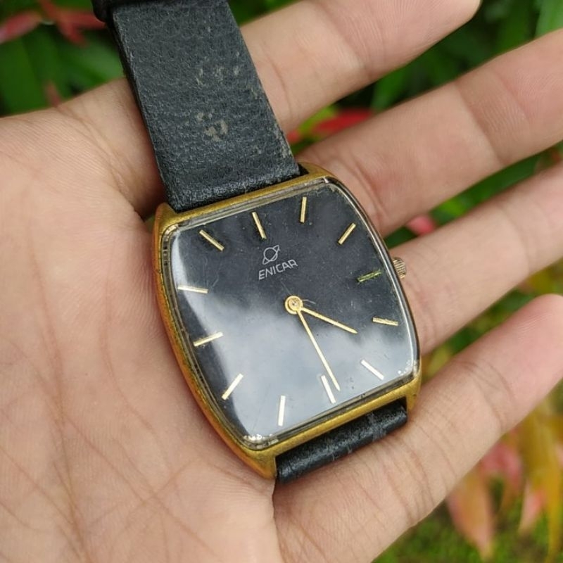 jam tangan enicar Square kotak TV gold black dial swiss manual winding jadul kuno antik