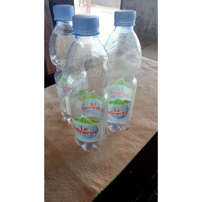 

BOTOL BEKAS LE MINERAL 600ML/BOTOL BEKAS KOSONG