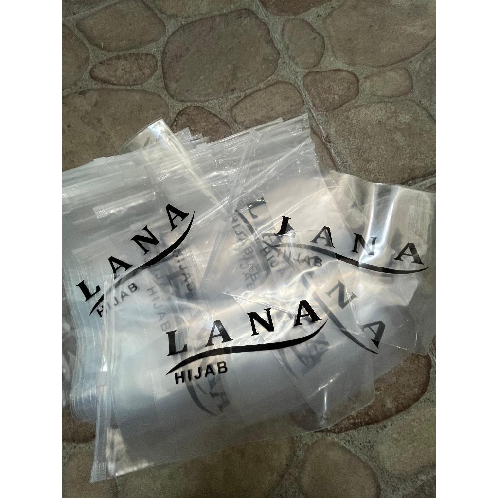 

Plastik ZipLock 17 x 25 HIJAB