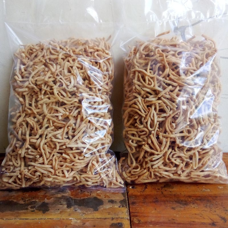 

Kue Bawang Original 1 Kg AdamSnack