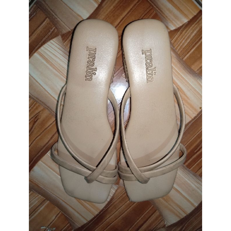 Preloved sendal wanita