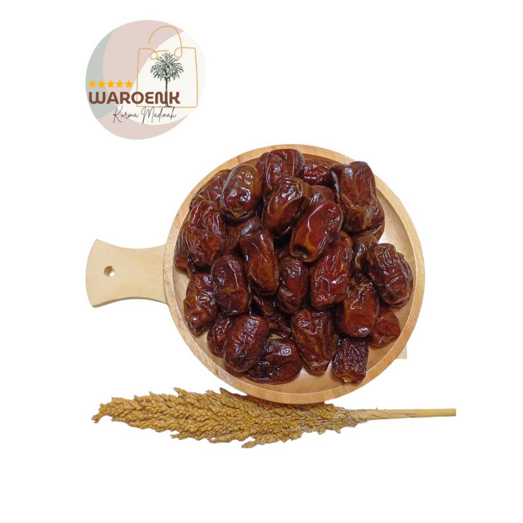 

KURMA MESIR 500 GRAM / GOLDEN VALLEY / KURMA / OLEH OLEH HAJI UMROH