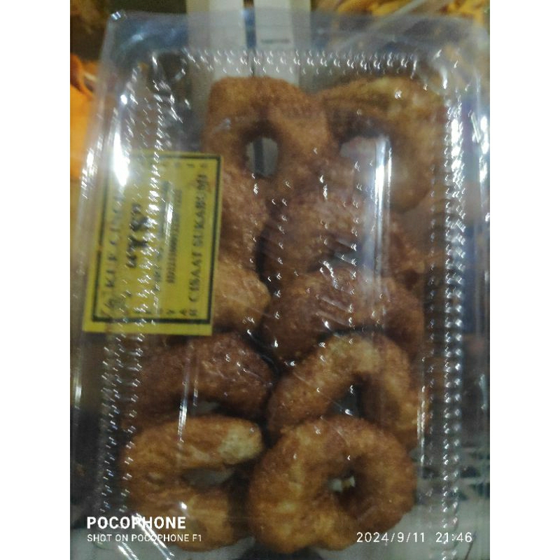 

KUE CIN CIN cemilan enak byk dan gurih