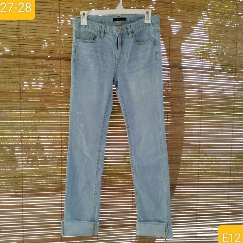 celana jeans preloved light blue Jeikei