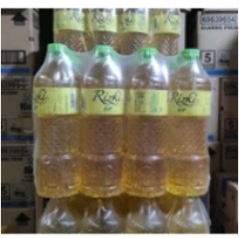 

Minyak goreng rizki botol 850ml/pak (12 pcs)
