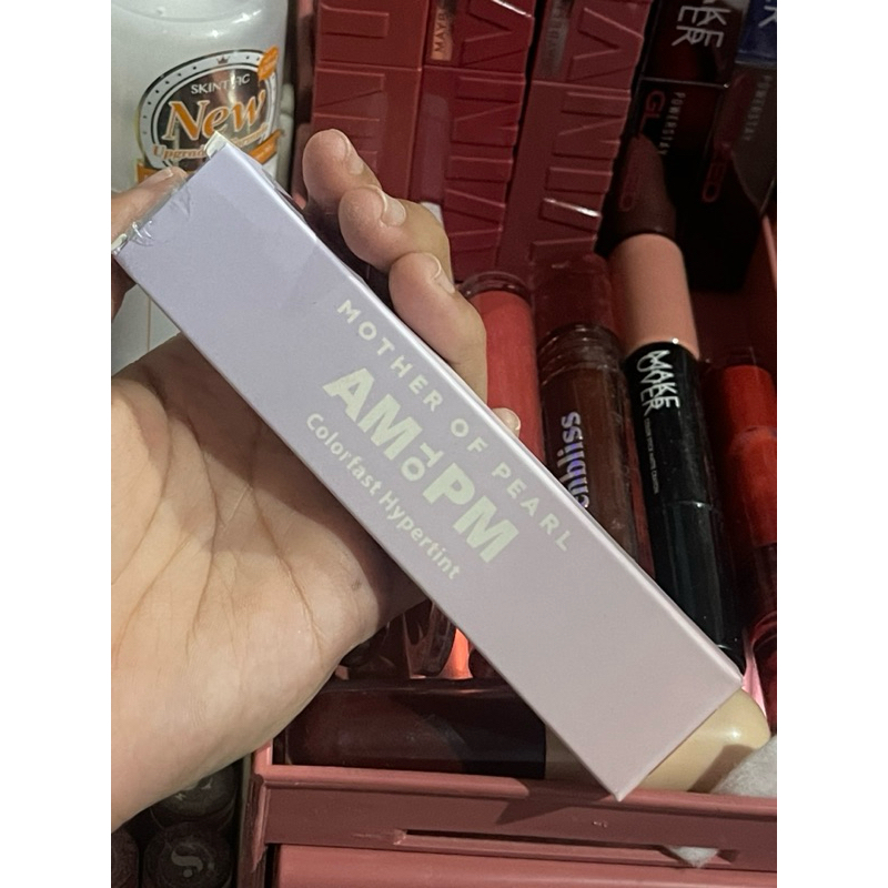 PRELOVED MOTHER OF PEARL AM TO PM LIP!