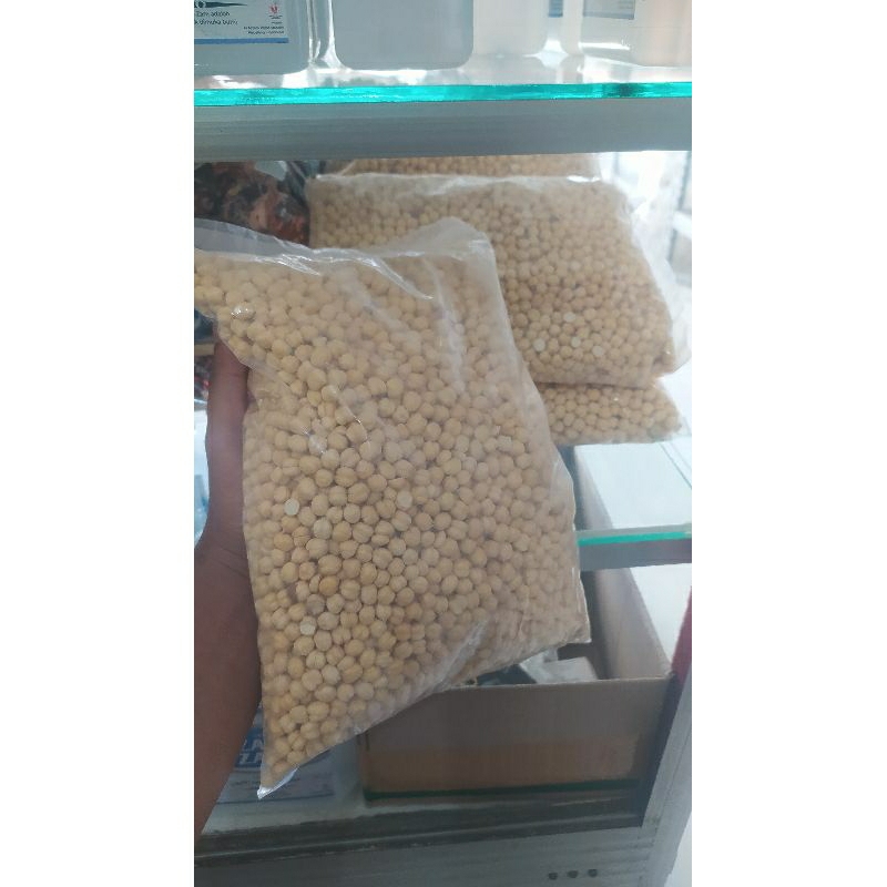 

kacang Arab 1 kg | Pelengkap oleh² haji & umroh