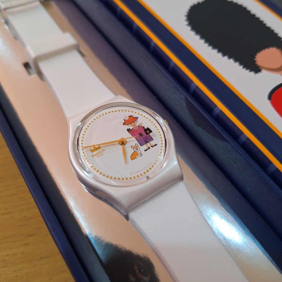 JAM TANGAN WANITA SWATCH GZ711 HOW MAJESTIC QUEEN ELIZABETH GARANSI 2TH ORIGINAL