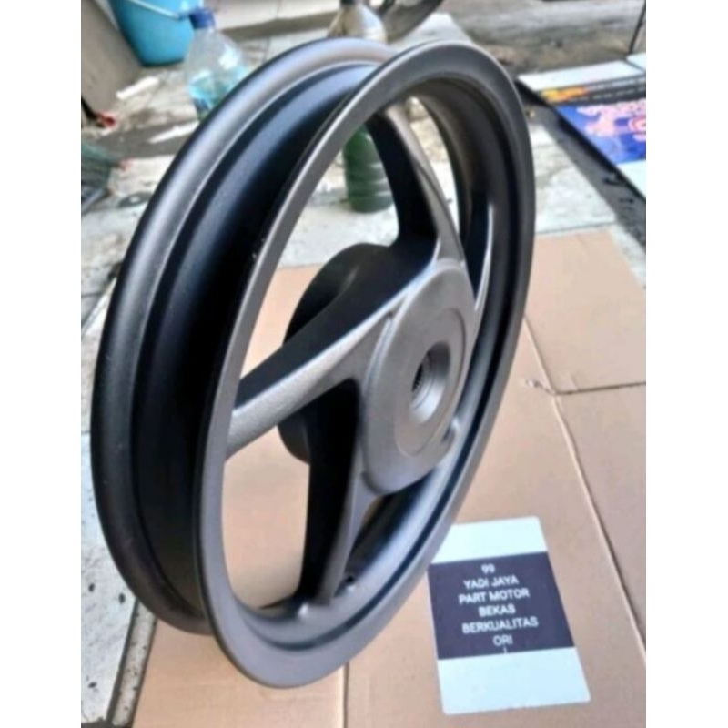 VELG BELAKANG MOTOR HONDA BEAT 2014-2015-2016 ORIGINAL CABUTAN
