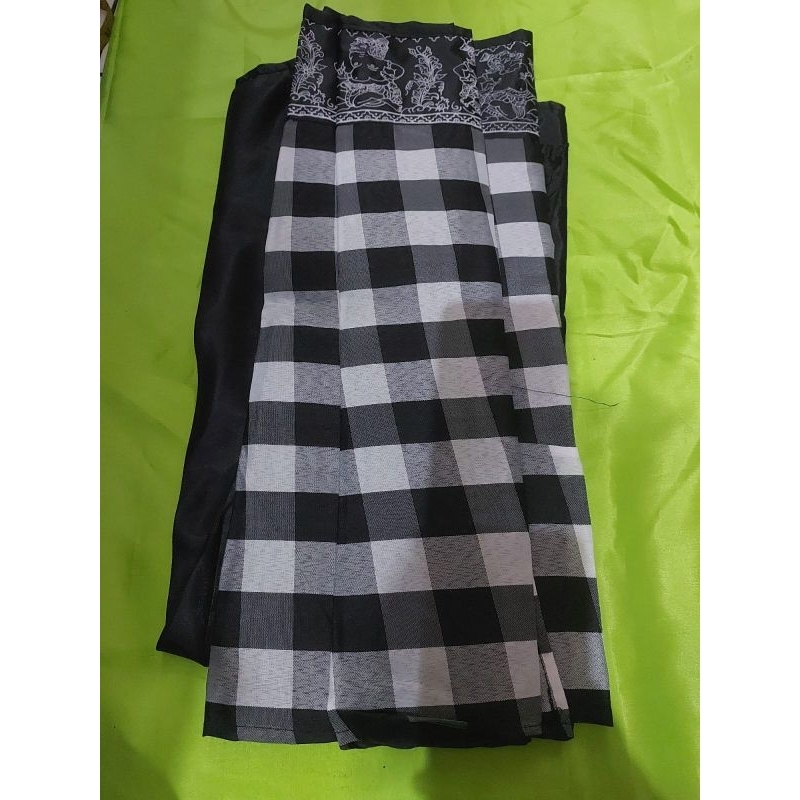 wastra pelinggih #poleng polos # kain peles