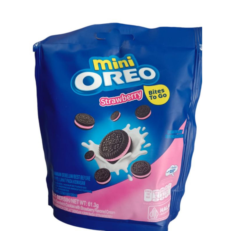 

Oreo mini strowberry bites to go 61,3g kemasan pouch