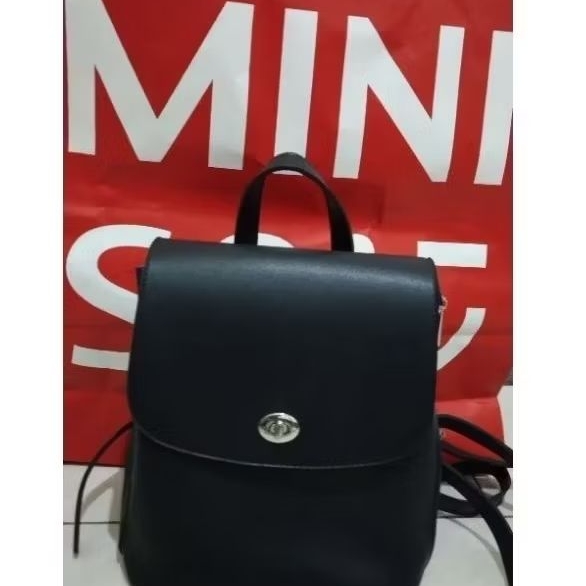 PRELOVED Tas ransel MINISO warna hitam
