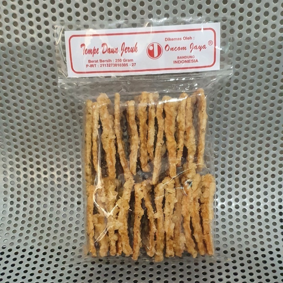 

ONCOM JAYA BANDUNG Keripik Tempe Daun Jeruk OLEH OLEH BANDUNG