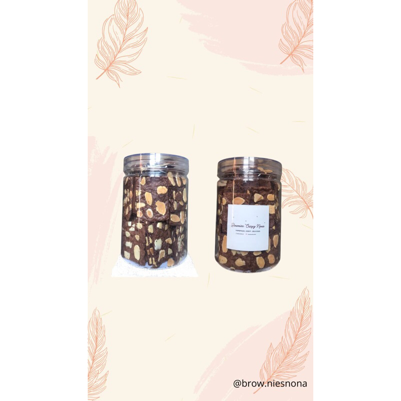 

brownies kering rasa keju, choco chips, dan almond murah meriah 800ml