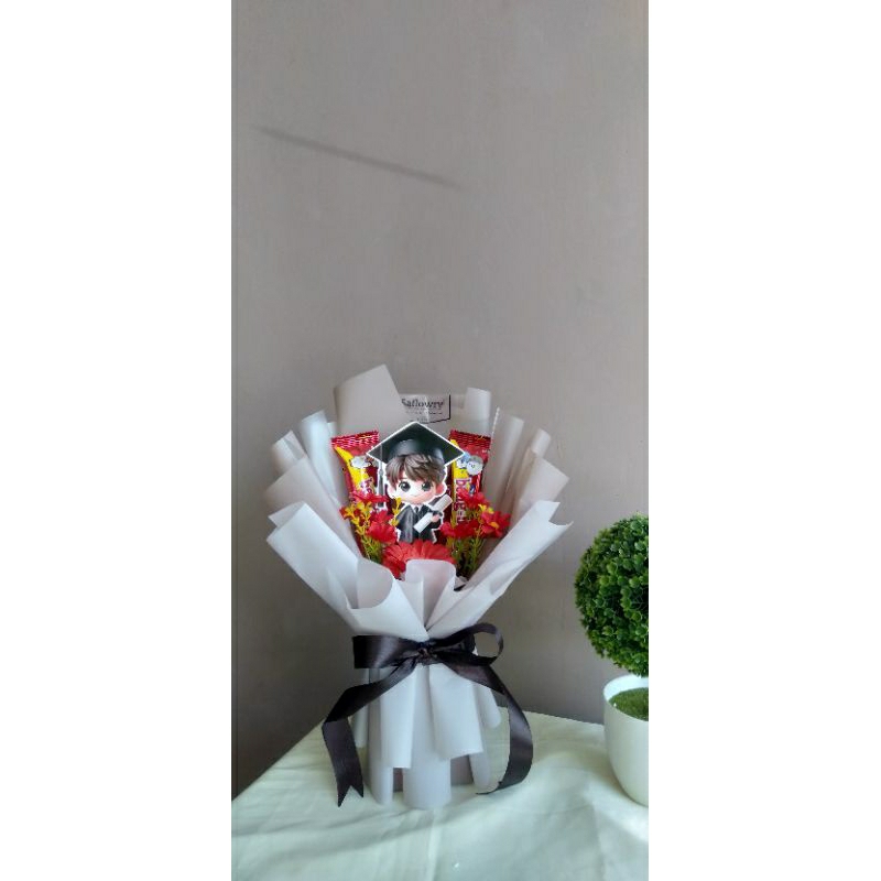 

Buket Karakter+Snack Mini Murah (Ready)/Buket Wisuda Murah