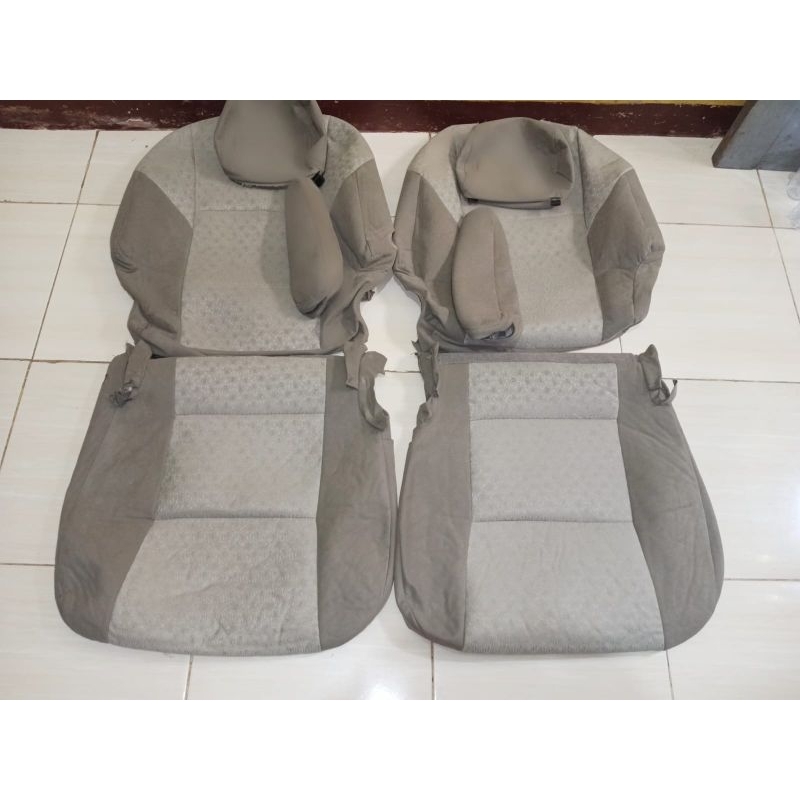 SARUNG JOK MOBIL INNOVA LUXURY CAPTAIN'S SET 2013 (ORIGINAL)