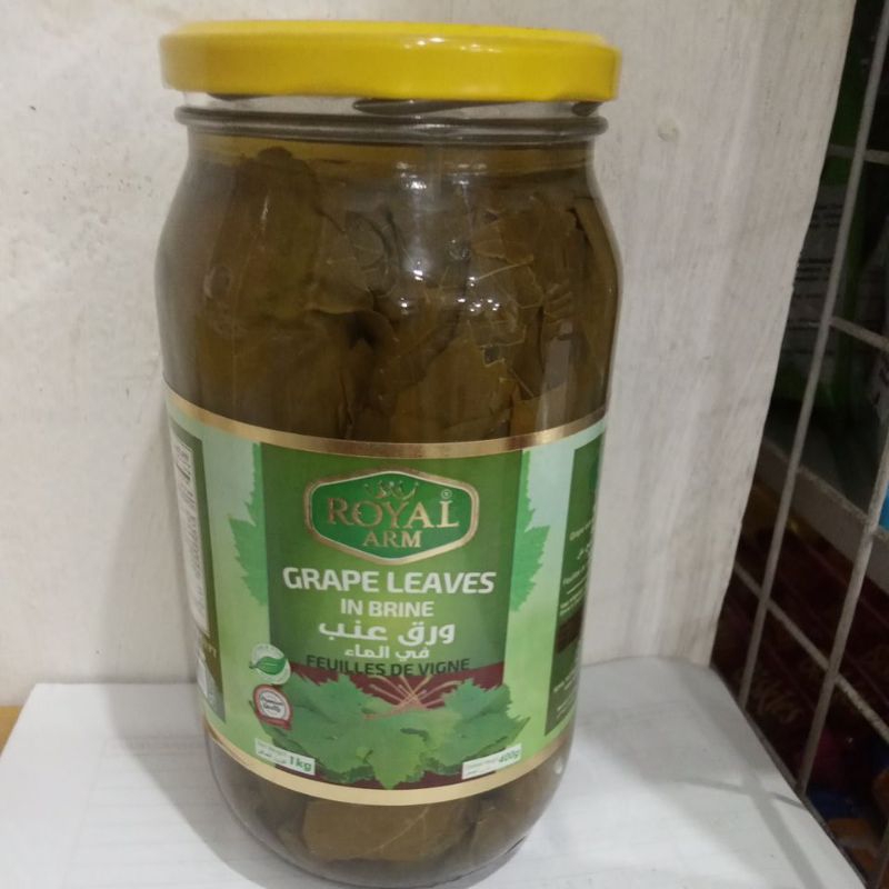 

Daun Anggur Royal ARM Grape Leaves IN Brine berat bersih 1kg