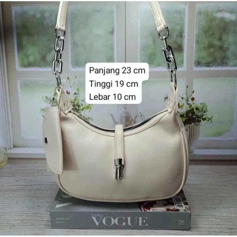tas selempang wanita putih