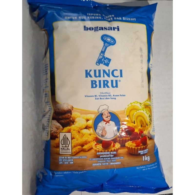 

TEPUNG TERIGU KUNCI BIRU 1 KG PROTEIN SEDANG