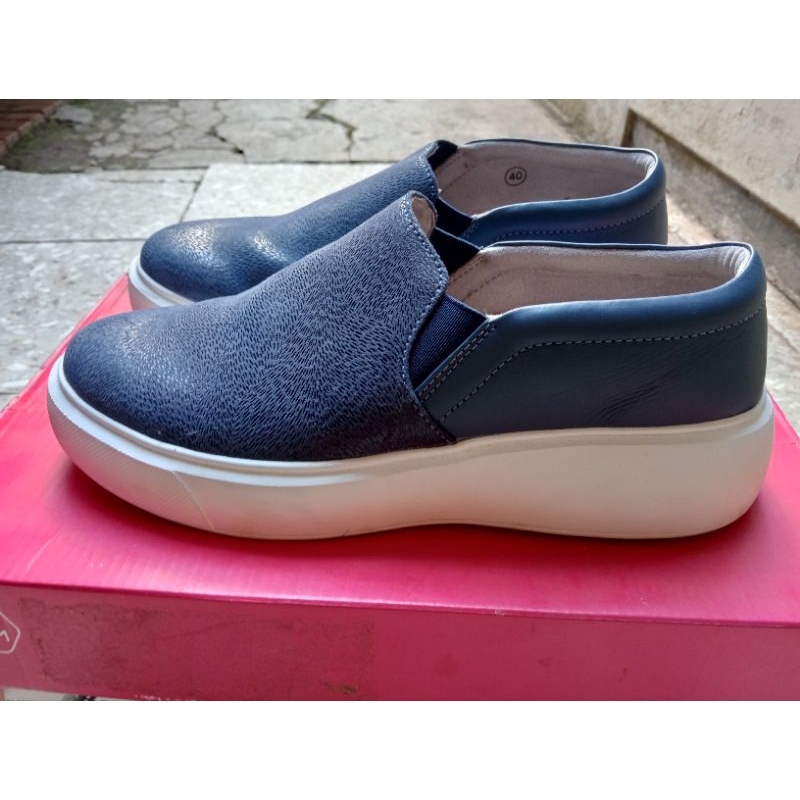 Sepatu wanita Scholl Biomechanics preloved