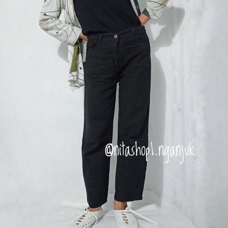 Celana Kulot Jeans Highwaist Remaja Hitam Wanita Size 27/29 Kulot Jeans Hitam Remaja Ootd Wanita Vir
