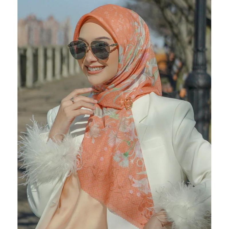 BUTTONSCARVES NADA PUSPITA 2 DRUM