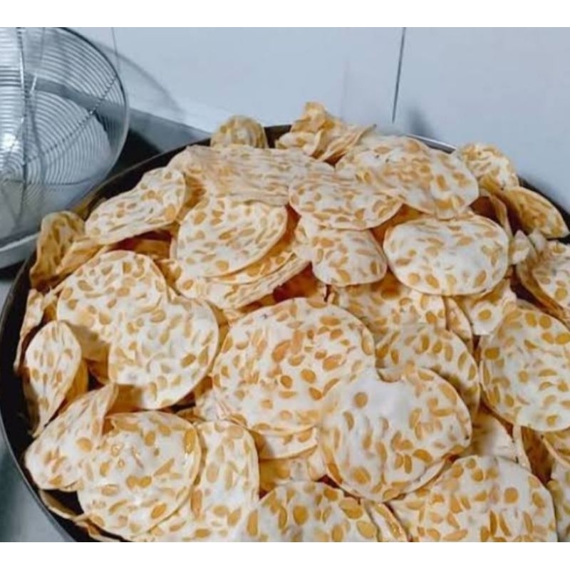 

cemilan kripik tempe premium terlaris...