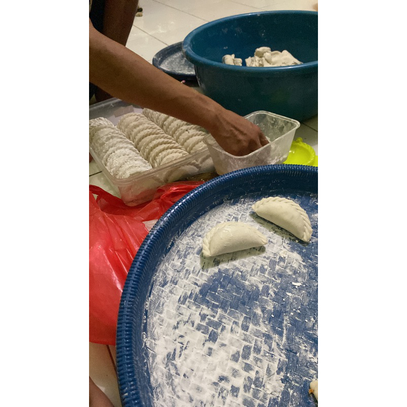 

cireng full isian ukuran sedang