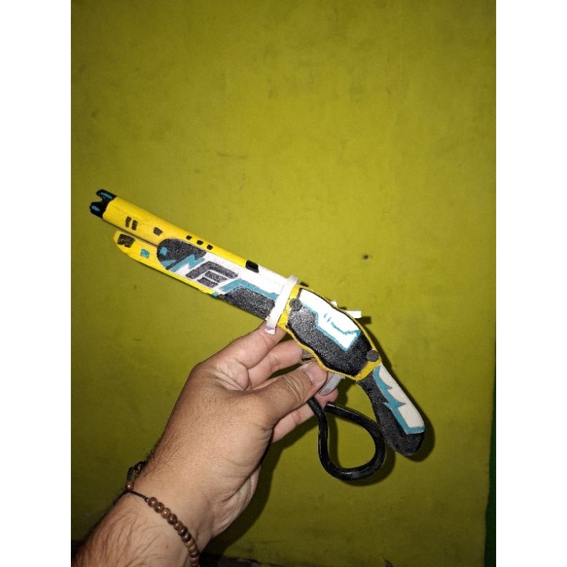 Mainan kayu freefire sg parrot miniatur (Mini)