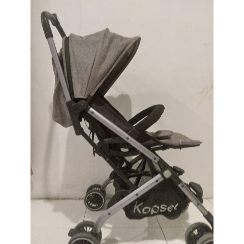 Preloved Stroller Babydoes Kapsel
