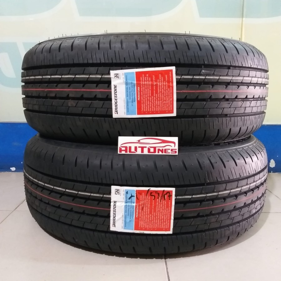 Ban Mobil 215/55 R17 BRIDGESTONE TURANZA ER33 HRV, VENTURER