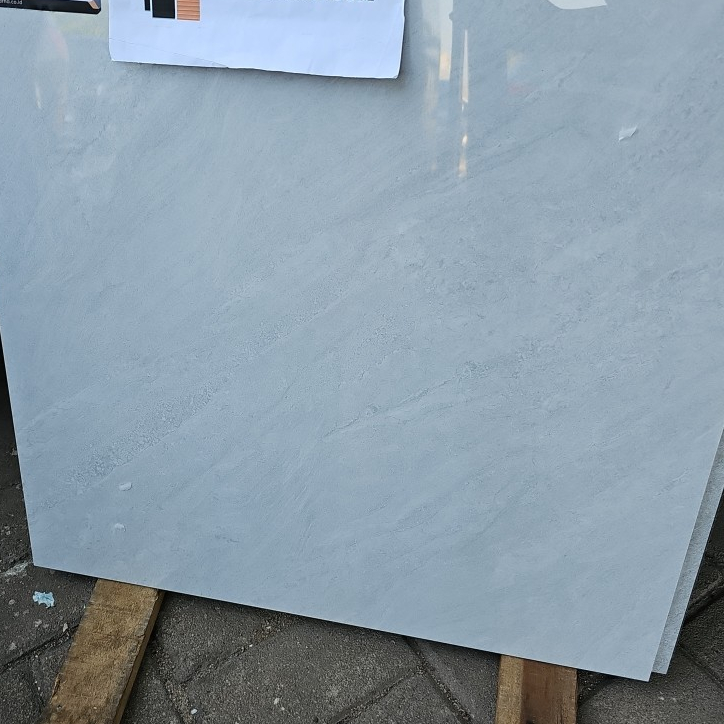 GRANIT ARNA OMKARA WHITE POLISHED 60X60 [FREE ONGKIR] 1.44M 4PCS