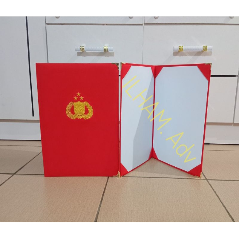 

map perlengkapan bludru map custom logo bordir benang emas berkuliatas F4