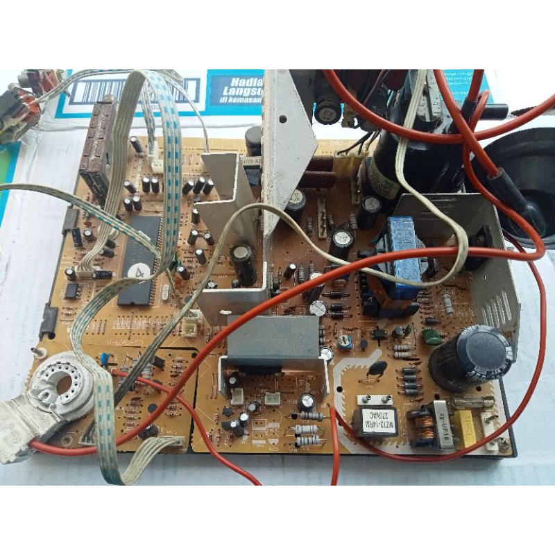 mesin TV cina slim 21in Pakai  EW