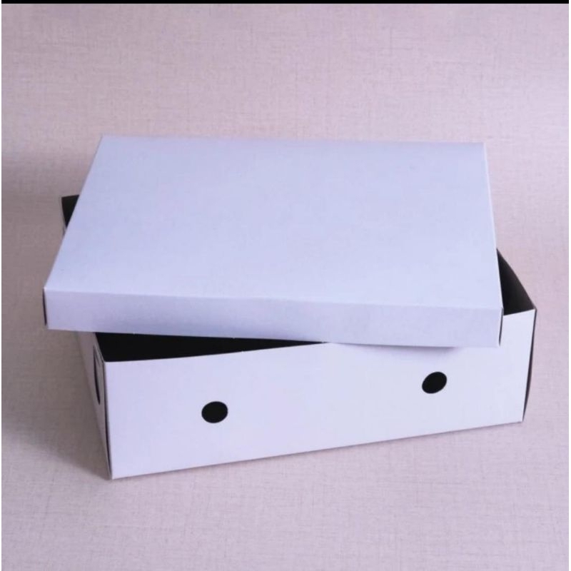 

Dus Box Nasi Kotak Catering 25x20x8 cm 400 GSM