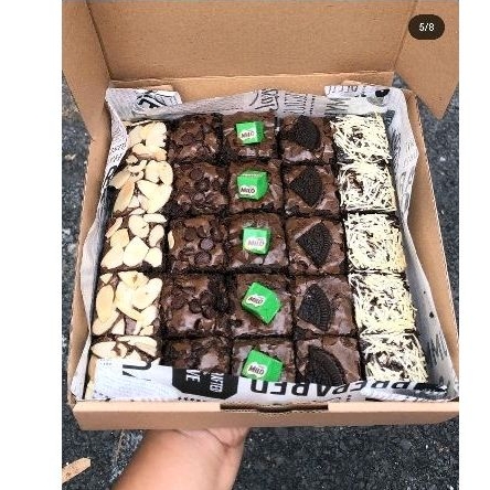 

FUDGY BROWNIES TERMURAH DAN TERENAK