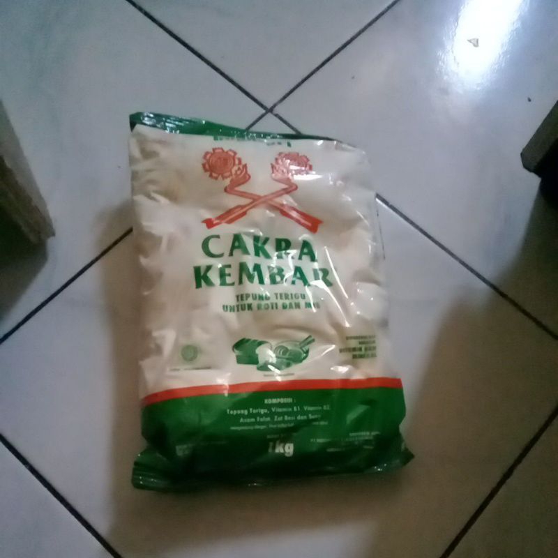 

tepung cakra kembar