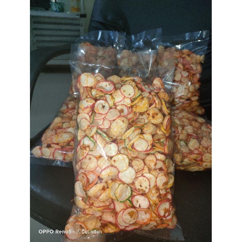 

kerupuk seblak pedas
