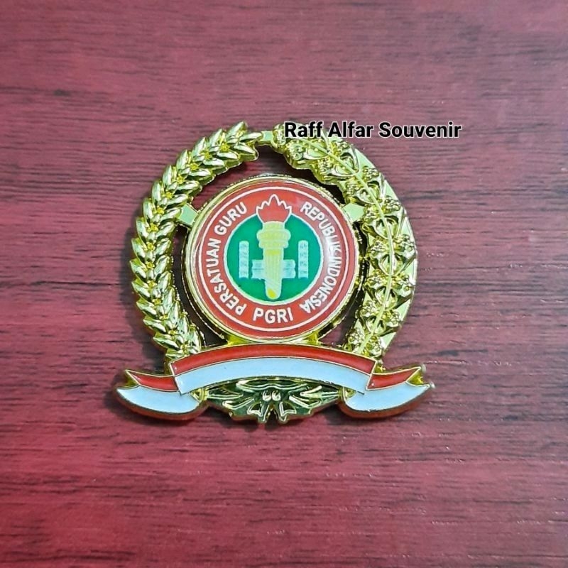 Pin pgri model padi kapas - lencana pgri