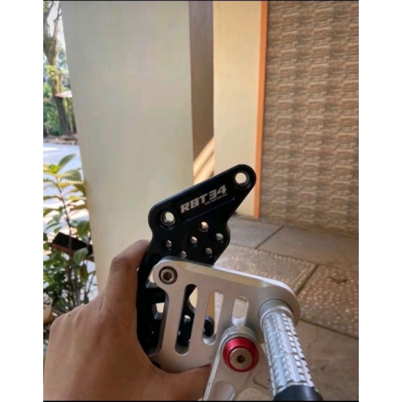 Ub Berlin Bracket Rbt34