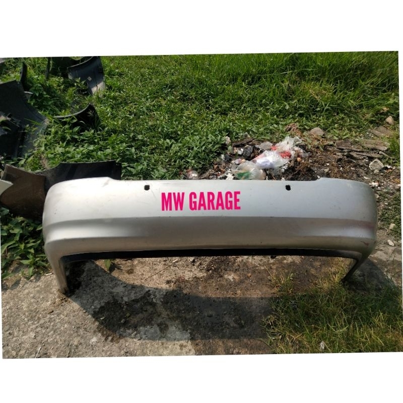 BEMPER BELAKANG ALTIS 2002