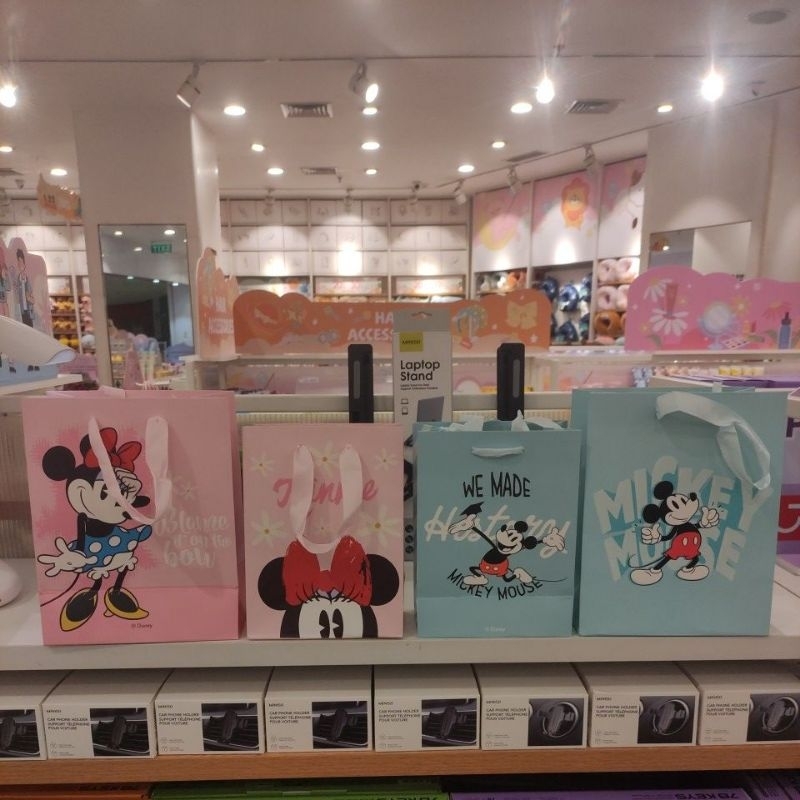 

TAMBAHAN PAPER BAG DAN PLASTIK MINISO