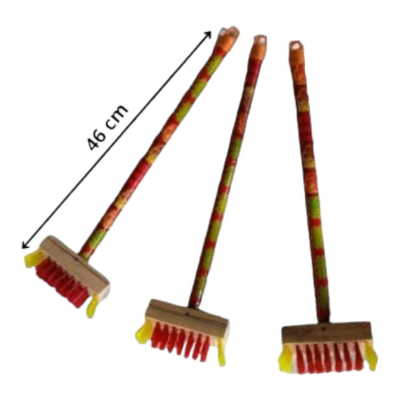 SAPU SIKAT KECIL MINI/ Sikat Gagang kayu tanggung 47 cm